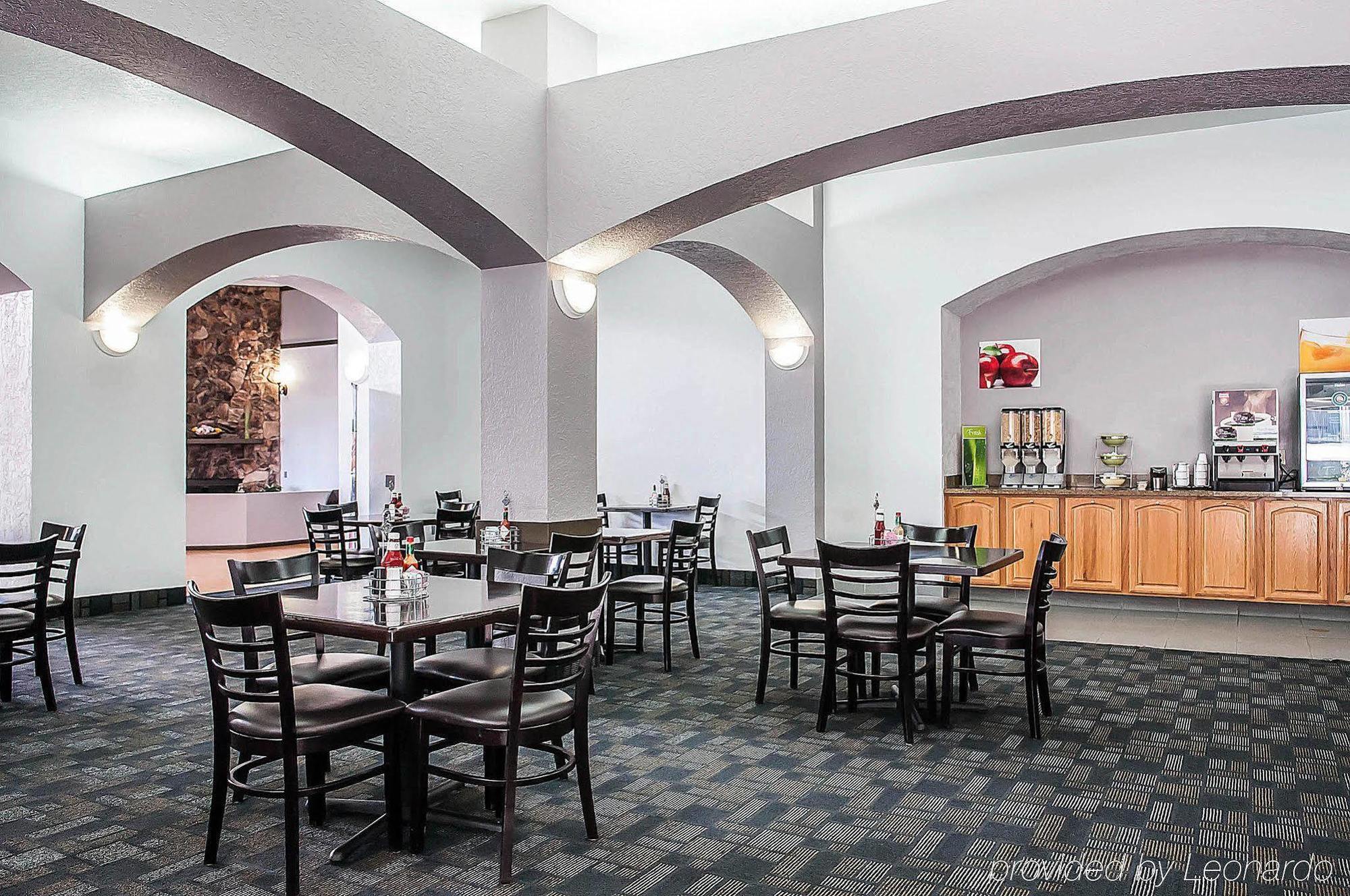 Pan American Inn And Suites Albuquerque Exterior photo